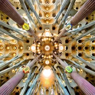 Antoni Gaudí wallpaper