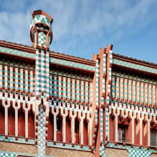 Antoni Gaudí wallpaper