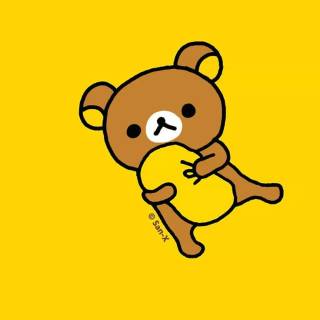 Yellow bear wallpaper