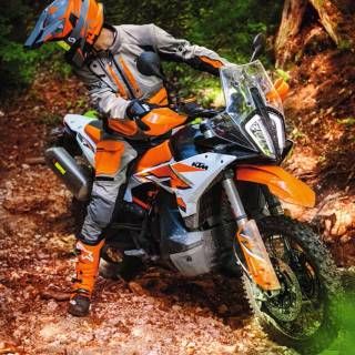 KTM 890 Adventure wallpaper