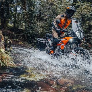 KTM 890 Adventure wallpaper