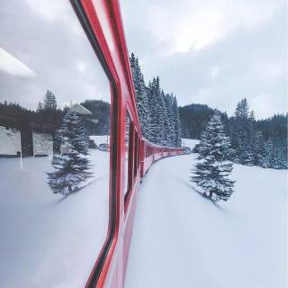 Switzerland train wallpaper