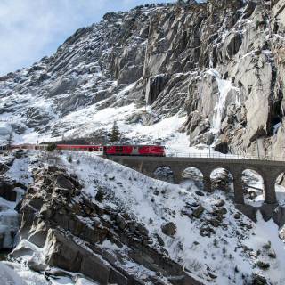 Switzerland train wallpaper
