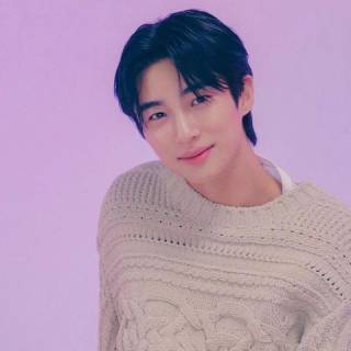 Byeon Woo-seok desktop wallpaper