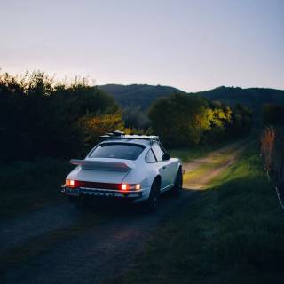 Off Road Porsche iPhone wallpaper