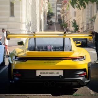 Porsche 911 iPhone wallpaper
