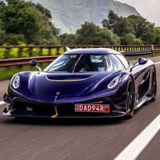 Koenigsegg Jesko purple wallpaper