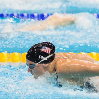 Female swimmer wallpaper