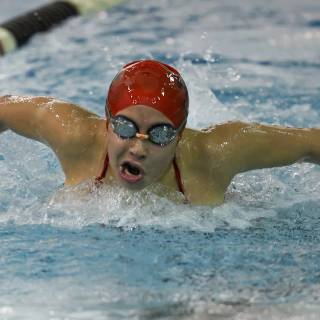 Female swimmer wallpaper