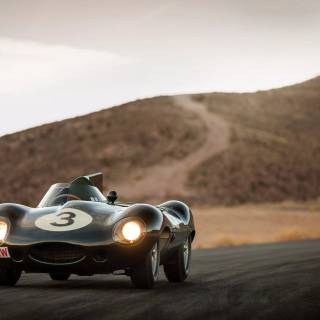Jaguar D-Type wallpaper