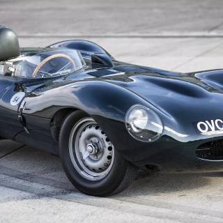 Jaguar D-Type wallpaper