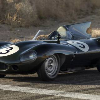 Jaguar D-Type wallpaper