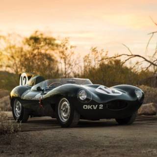 Jaguar D-Type wallpaper