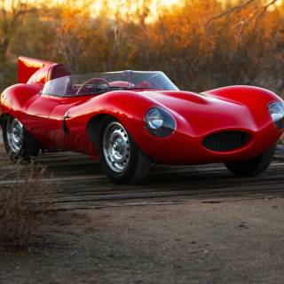 Jaguar D-Type wallpaper