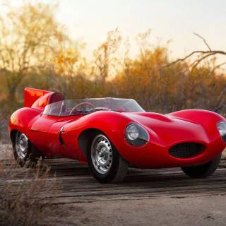 Jaguar D-Type wallpaper