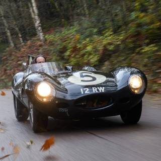 Jaguar D-Type wallpaper