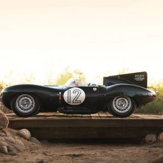 Jaguar D-Type wallpaper