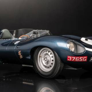 Jaguar D-Type wallpaper