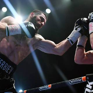 Artur Beterbiev wallpaper