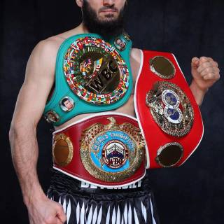 Artur Beterbiev wallpaper