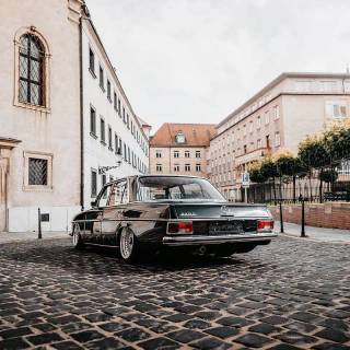 Mercedes-Benz W114 wallpaper
