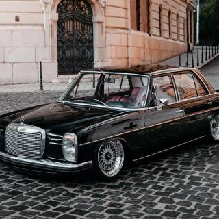Mercedes-Benz W114 wallpaper