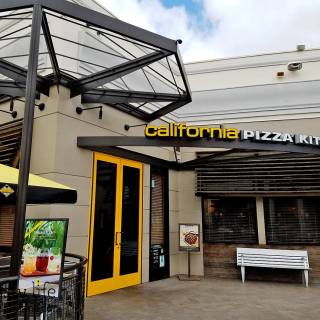 California Pizza Kitchen wallpaper