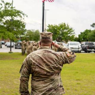 Army salute iPhone wallpaper