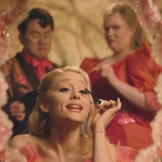 Glinda Wicked wallpaper