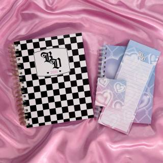 Baddie 2025 wallpaper