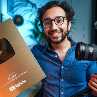 Ali Abdaal wallpaper