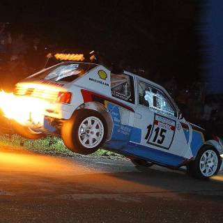 Peugeot 205 T16 wallpaper