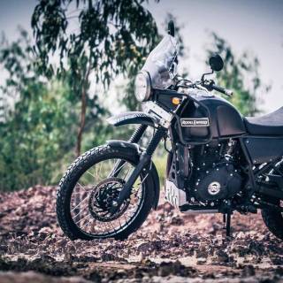 Royal Enfield Himalayan 650 wallpaper