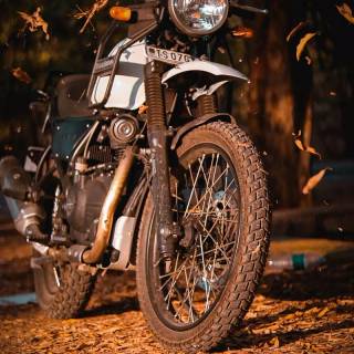 Royal Enfield Himalayan 650 wallpaper