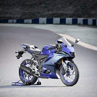 Yamaha R15 V4 M wallpaper