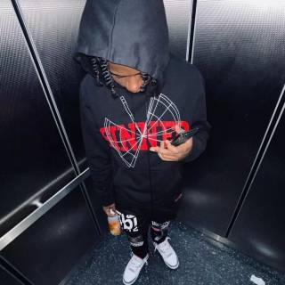 CHII WVTTZ wallpaper