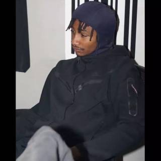 CHII WVTTZ wallpaper