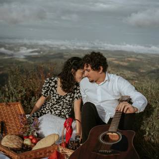 Guitar couple wallpaper