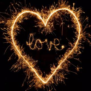 Black love 4k wallpaper