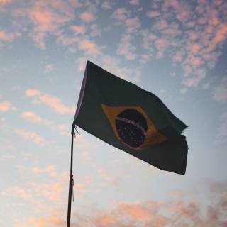 Brazil flag iPhone wallpaper