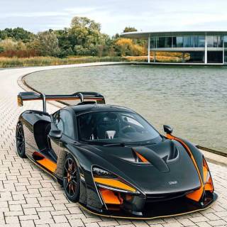 McLaren Senna GTR iPhone wallpaper