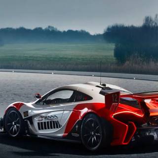 McLaren Senna GTR iPhone wallpaper