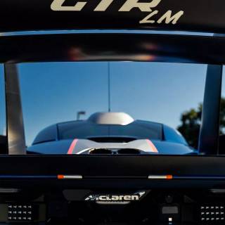 McLaren Senna GTR iPhone wallpaper