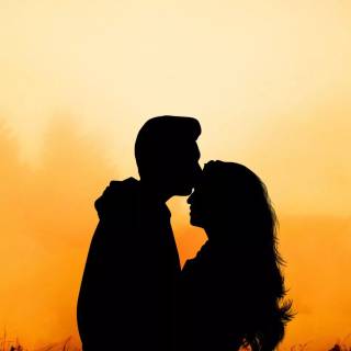 Love couple iPhone wallpaper