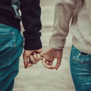 Love couple iPhone wallpaper