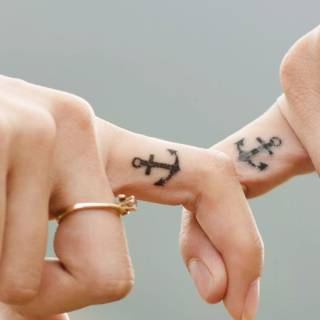 Love couple iPhone wallpaper