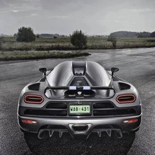 Koenigsegg Agera RS iPhone wallpaper