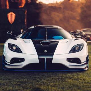 Koenigsegg Agera RS iPhone wallpaper