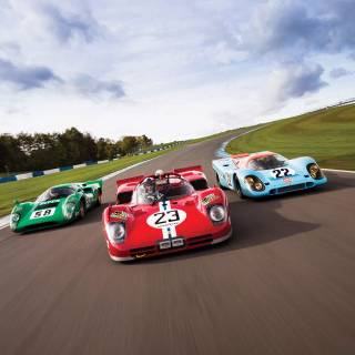 Porsche 917 iPhone wallpaper