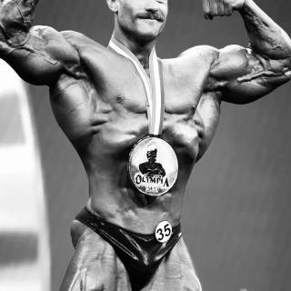 Chris Bumstead iPhone wallpaper